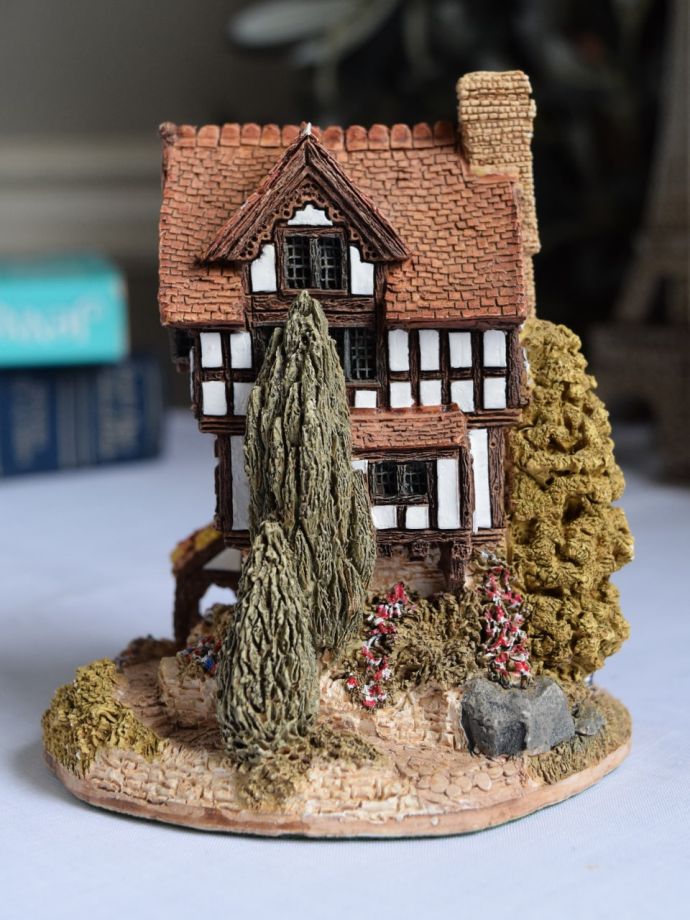 アンティークのオブジェ