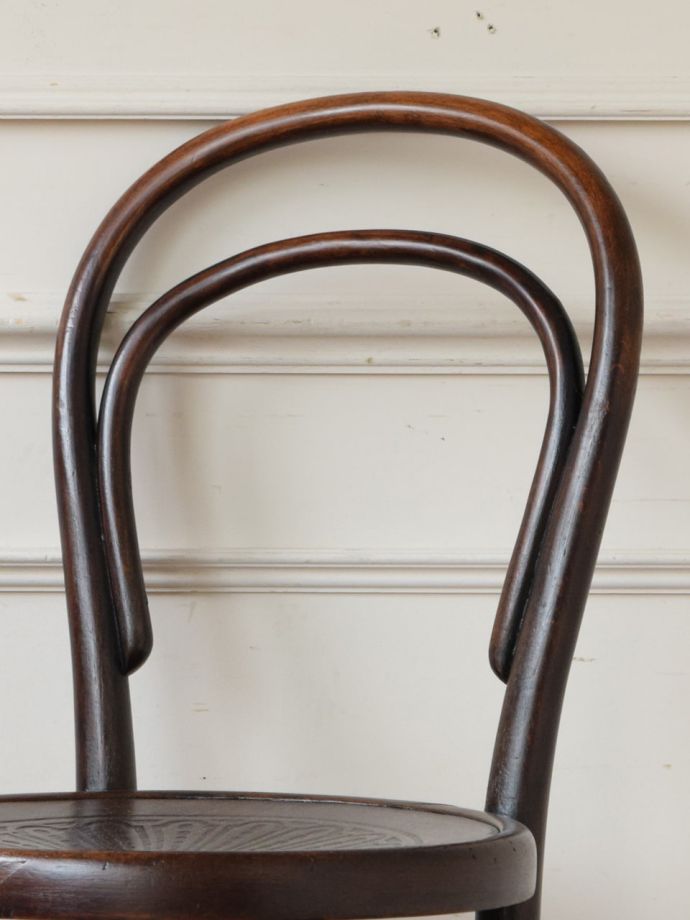 ベントウッドチェアの背もたれ