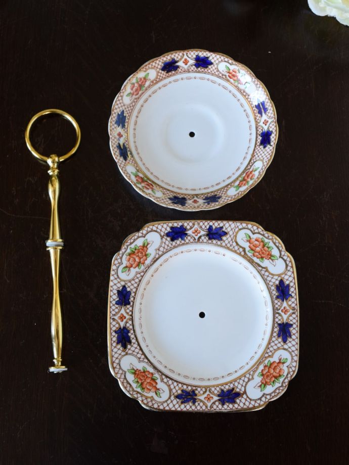 組み立て式のケーキスタンド