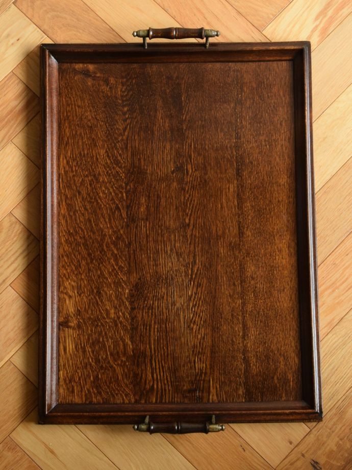 イギリスから届いたアンティークのトレイ、オーク材のおしゃれな