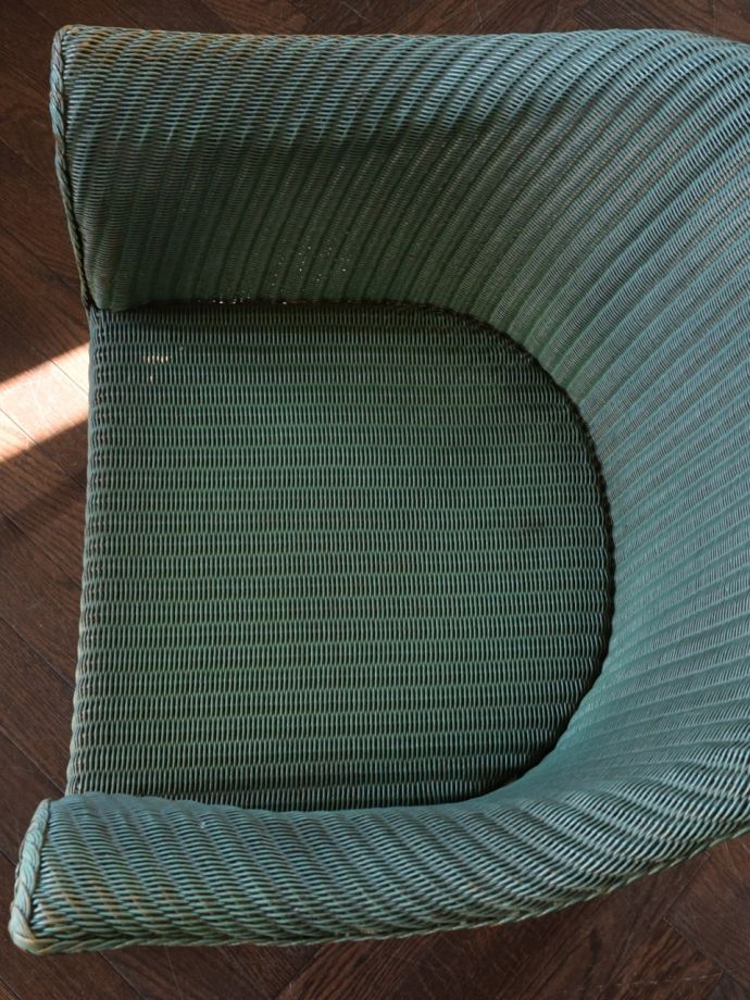 ロイドルームチェアの座面