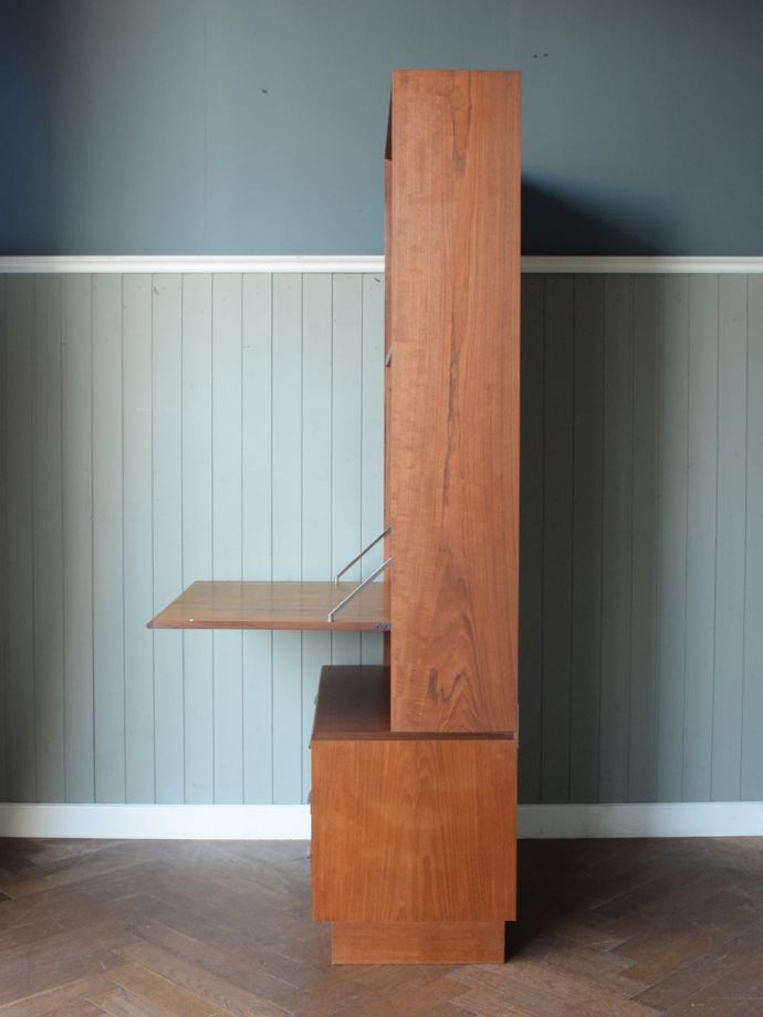 G-planのキャビネットの側面