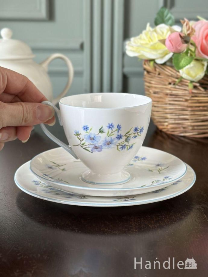 イギリスのカップ&ソーサー(トリオ)