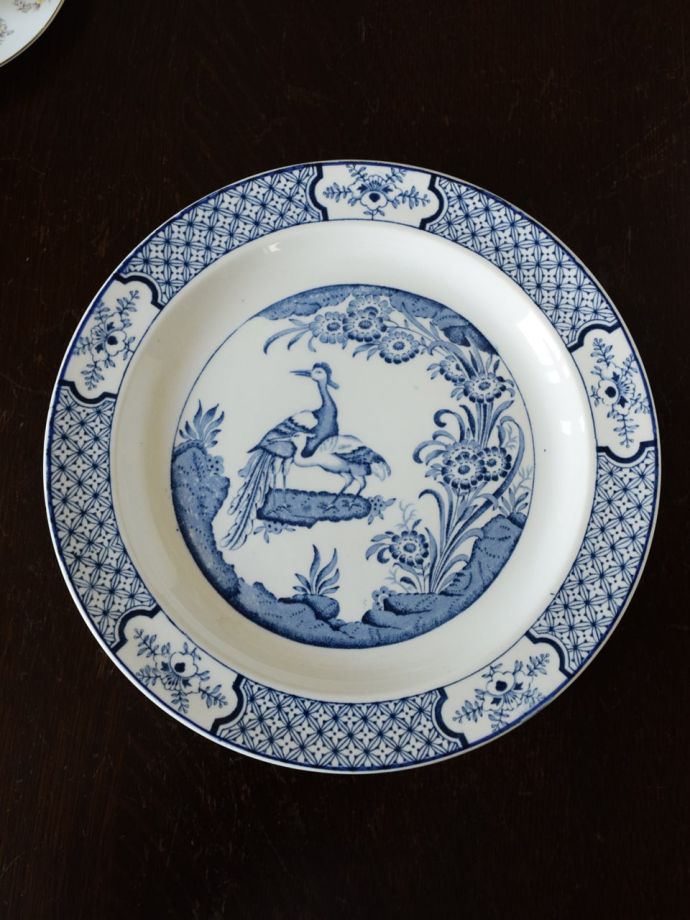 英国アンティークのおしゃれな食器