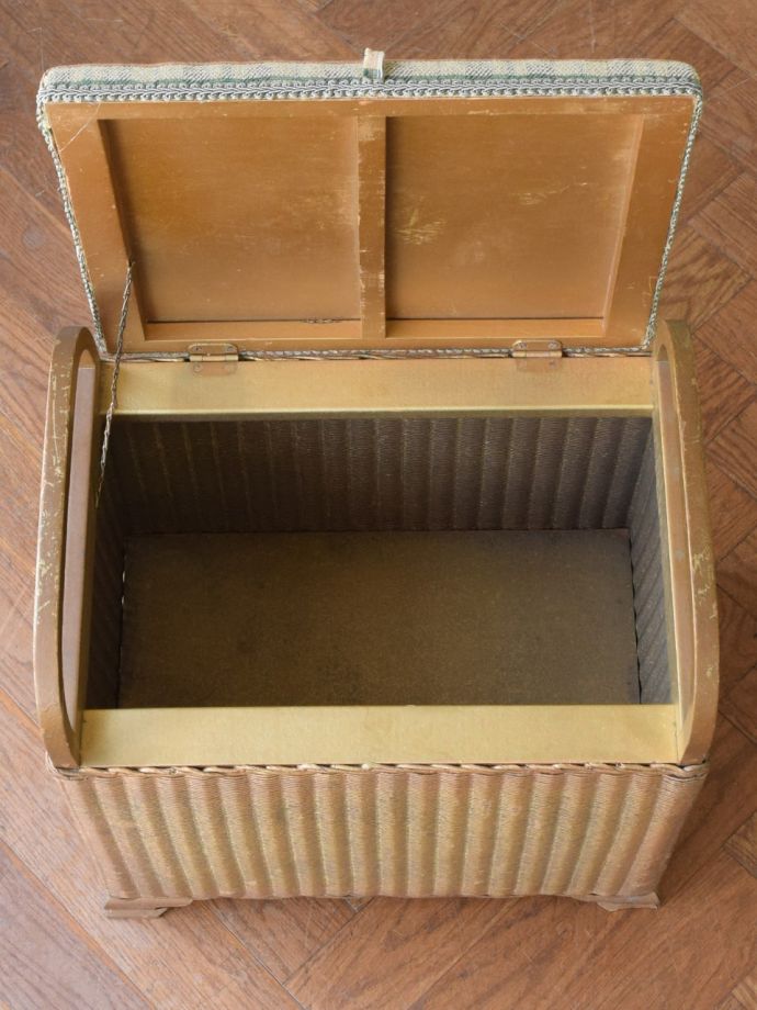 ロイドルームのボックス収納