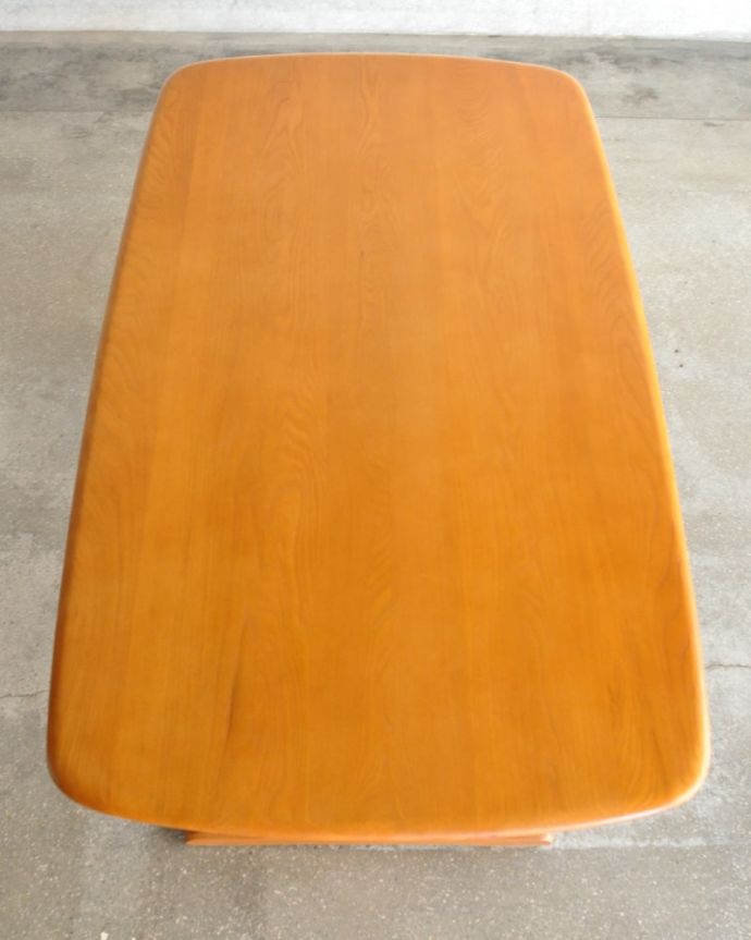 アーコールテーブルの天板