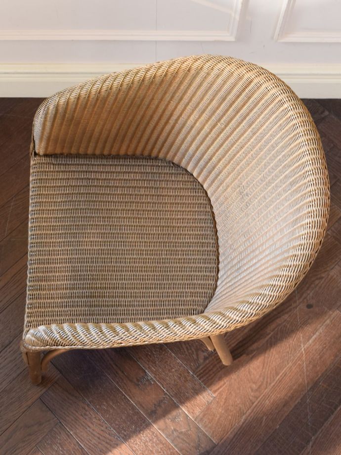 ロイドルームチェアの座面