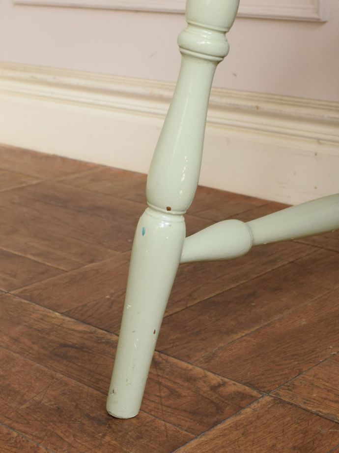 アンティーク椅子の脚