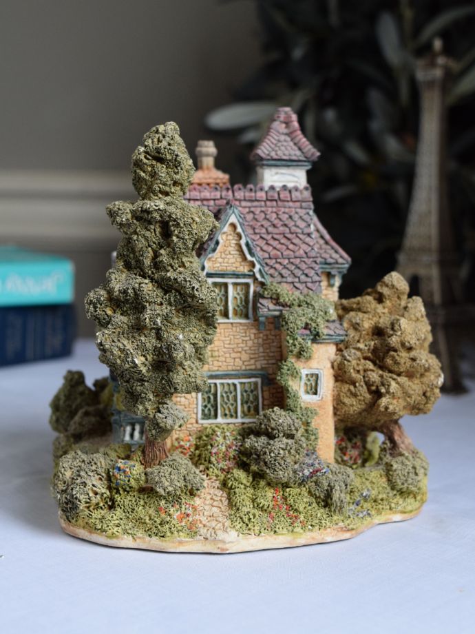 英国から届いたハンドメイドのお家、Lilliput Lane(リリパット レーン