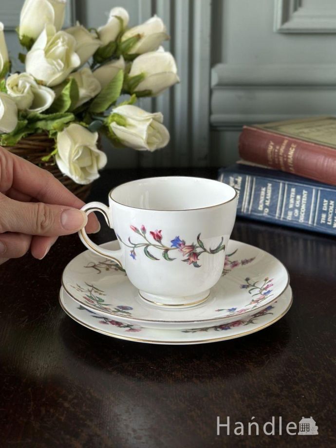 イギリスのカップ&ソーサー(トリオ)