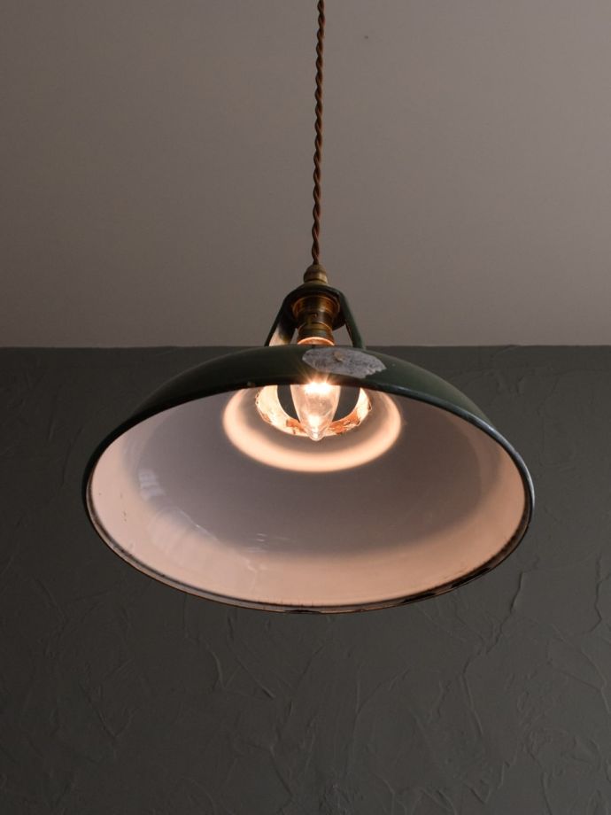 夜になると･･･