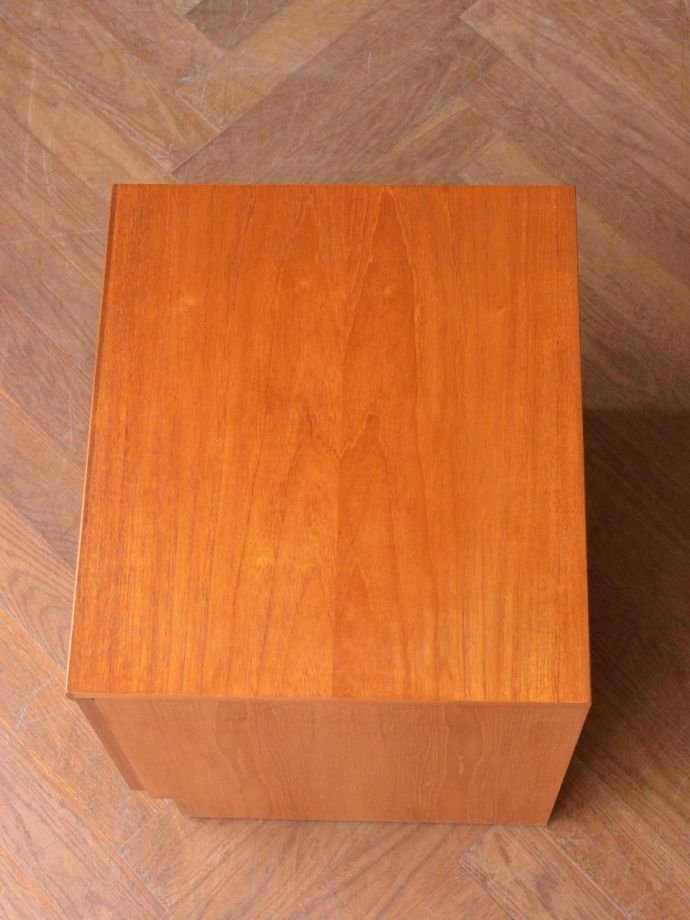 北欧スタイルの家具の天板