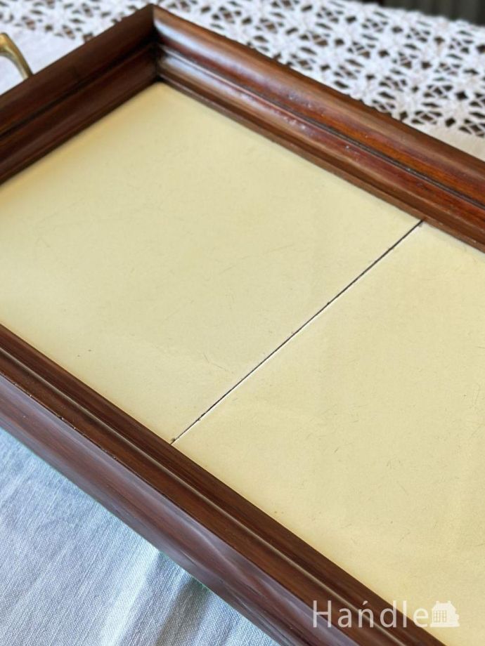 アンティークのトレイ