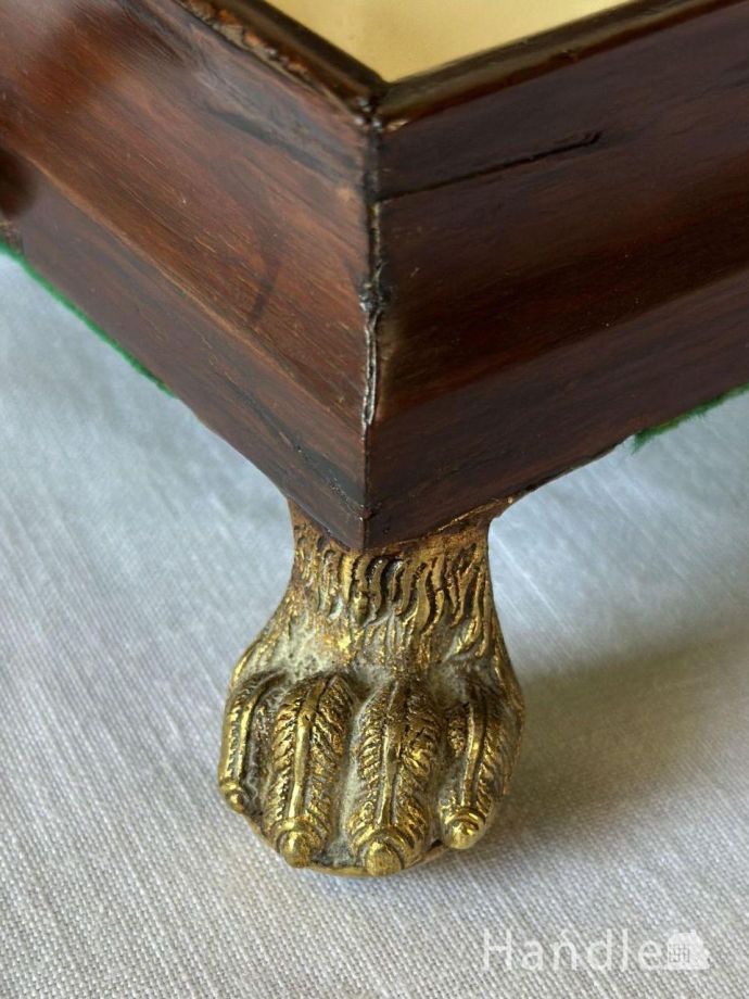 アンティークの木製トレイ