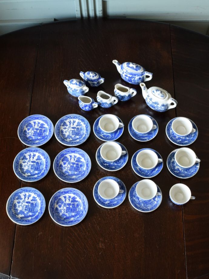 ミニチュア食器のセット