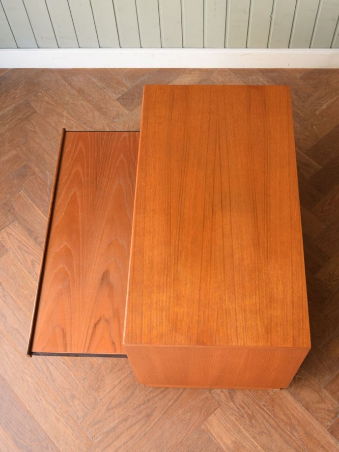 G-planのビンテージ家具の天板
