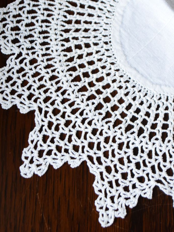 アンティークのドイリー