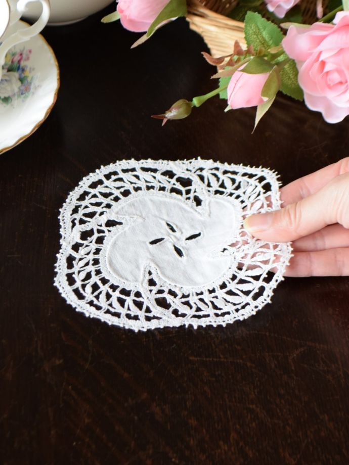 アンティークのレース