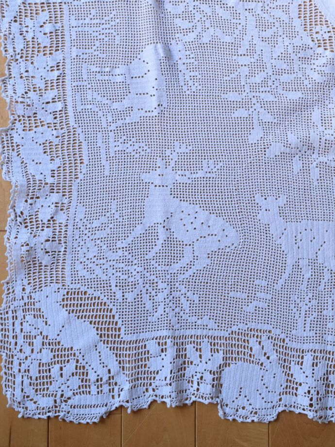 アンティークのクロス