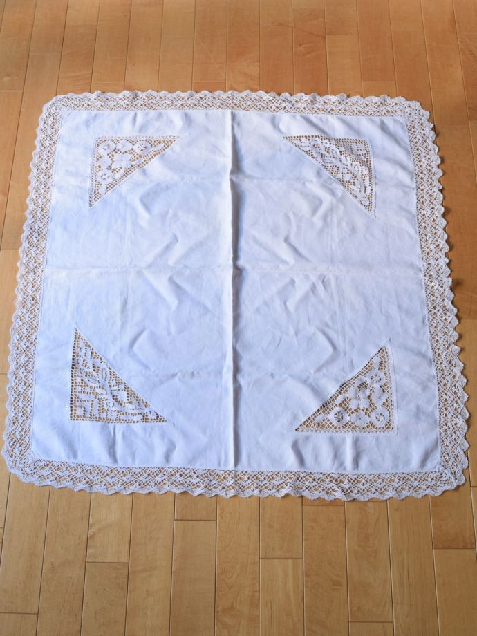 おしゃれなテーブルクロス