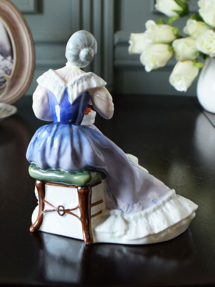 アンティークの置物