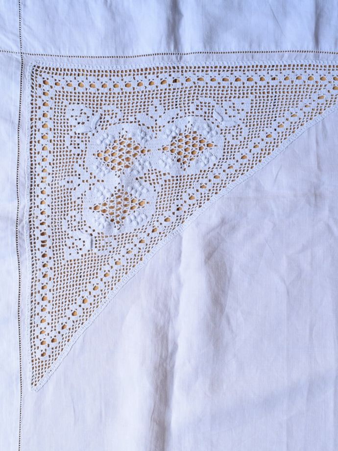 アンティークのクロス