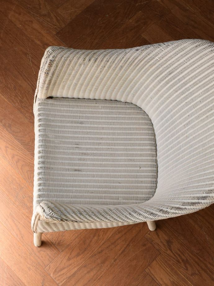 ロイドルームチェアの座面