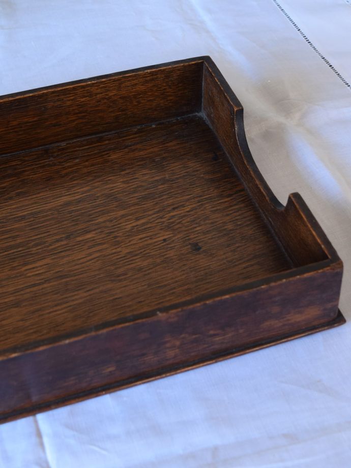 木製のアンティークトレイ