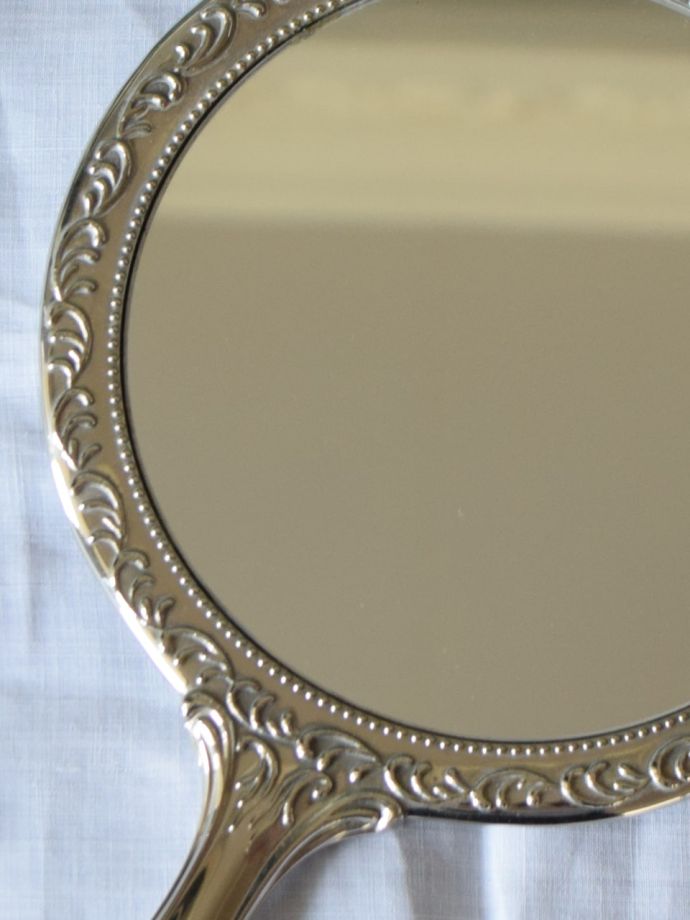 シルバーのアンティークミラー