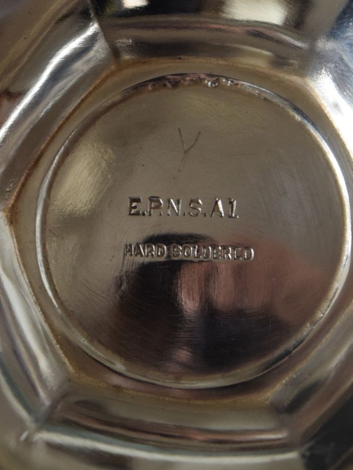 アンティークのシルバープレート