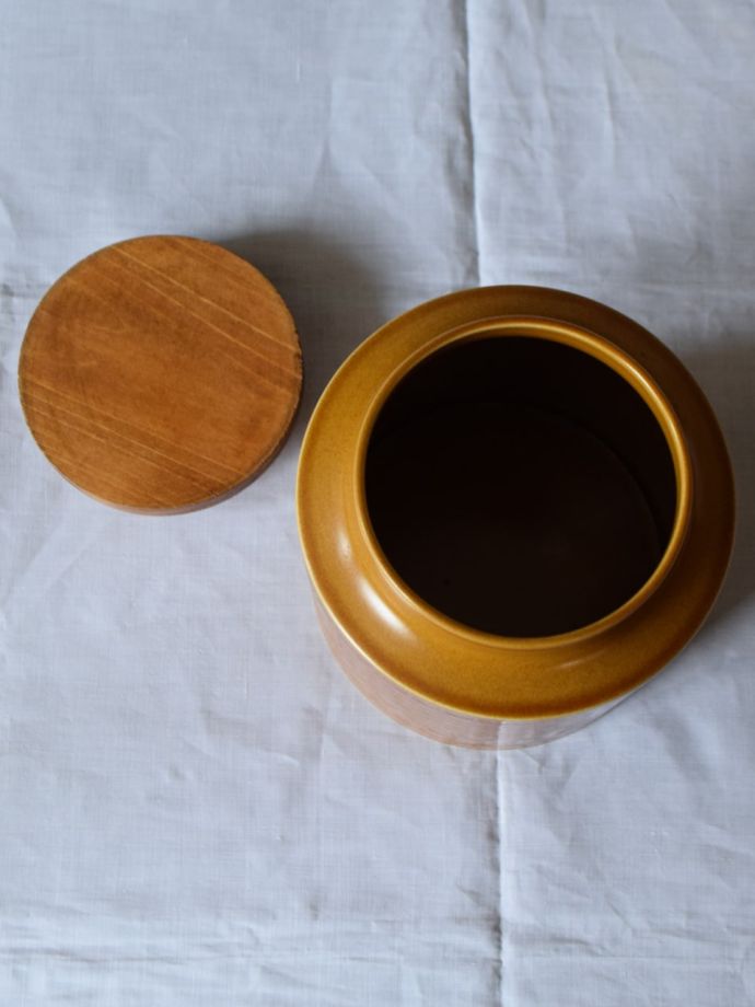 英国アンティークのおしゃれな食器