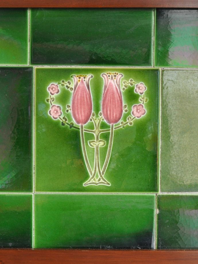 アンティークのタイル