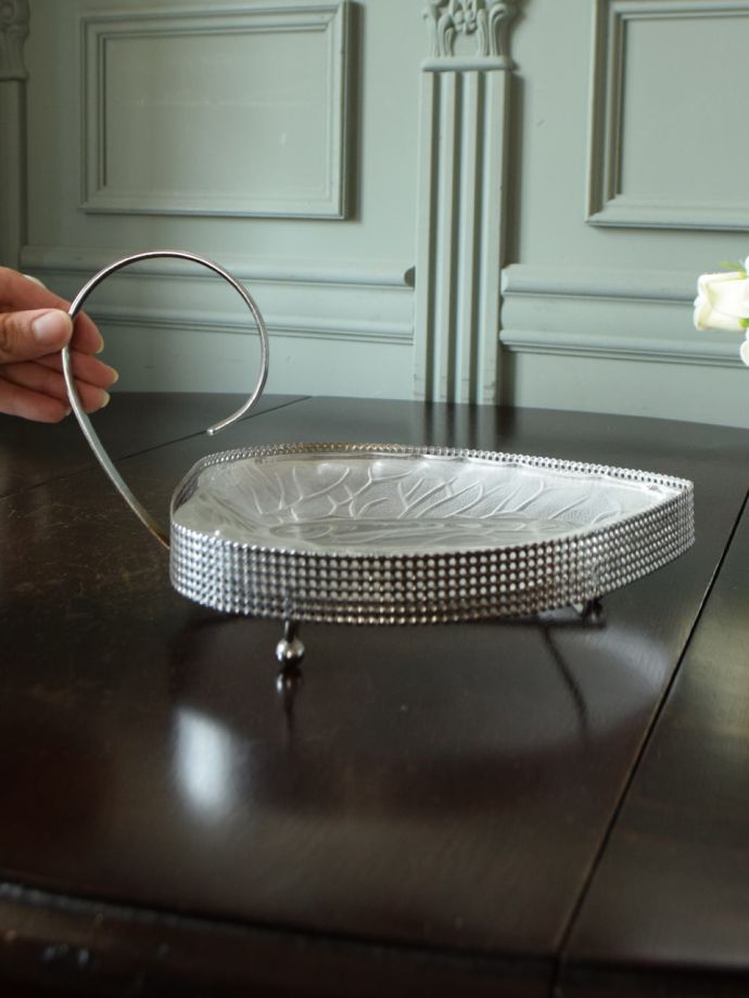 アンティークガラスの仕切り付きプレート