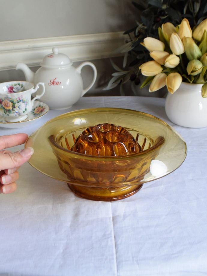 アンティークのガラス雑貨