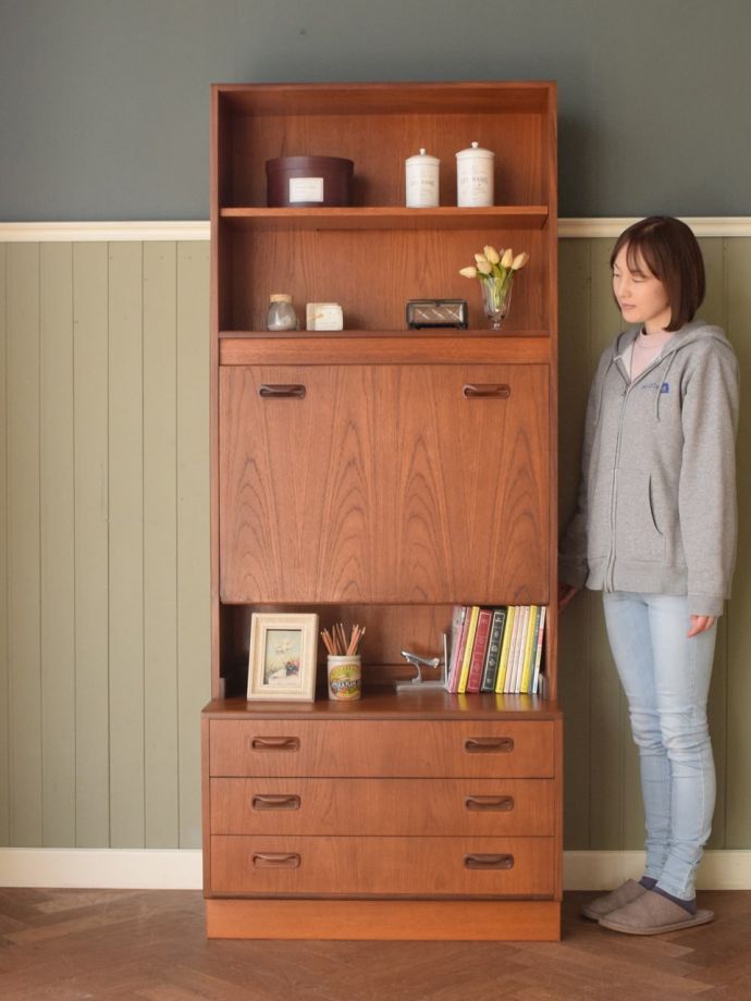 G-PLANのおしゃれなキャビネット