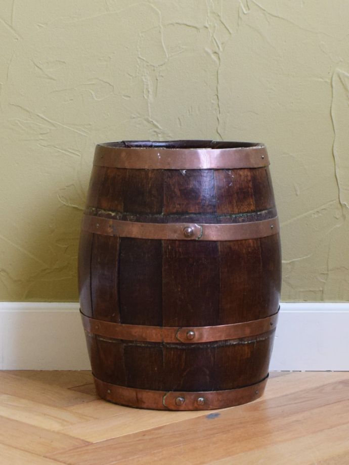 アンティークの樽