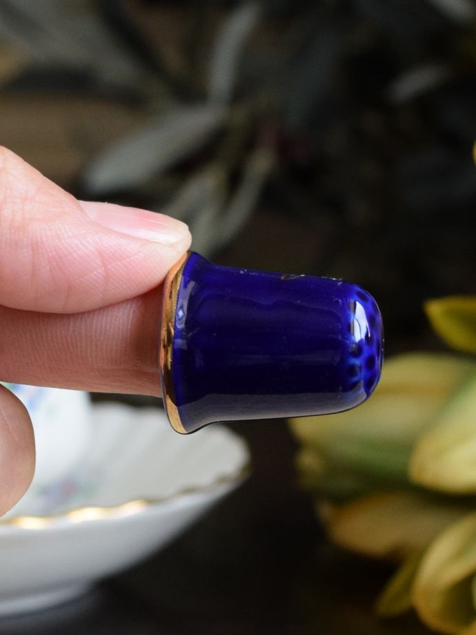 英国アンティークのおしゃれなシンブル