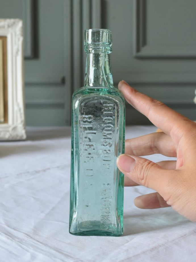 アンティークのガラス雑貨