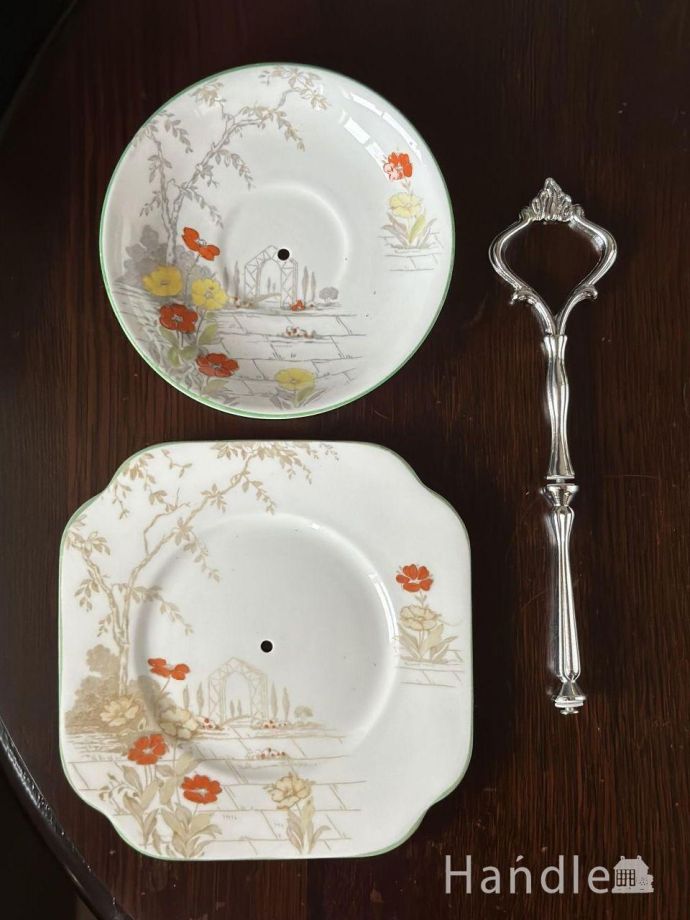 組み立て式のケーキスタンド