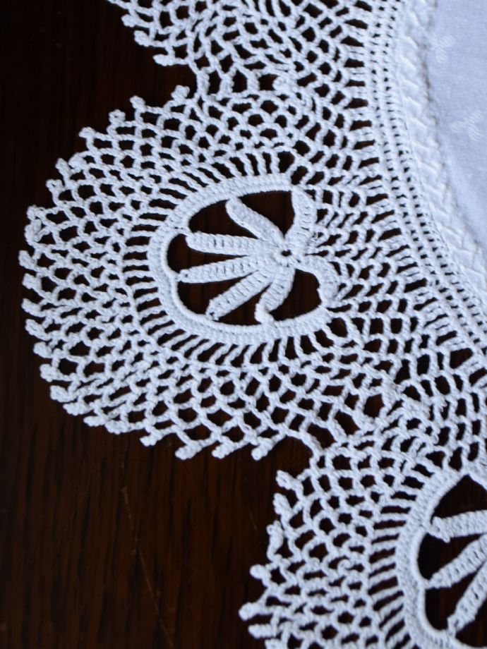 アンティークのドイリー