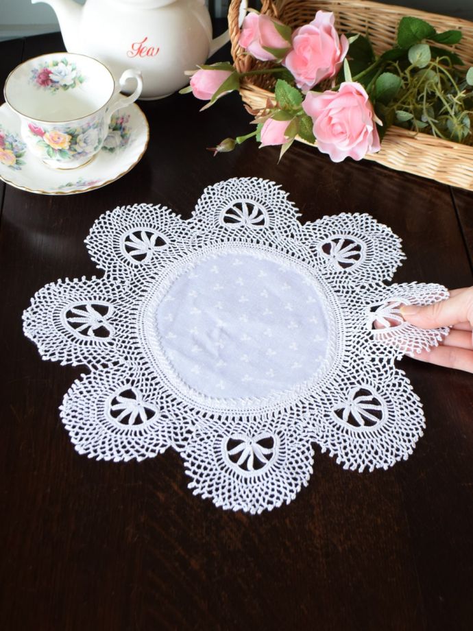 アンティークのレース