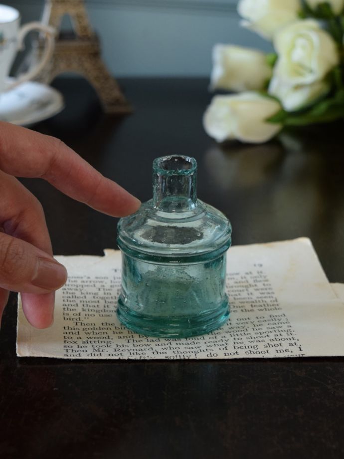 アンティークのガラス雑貨