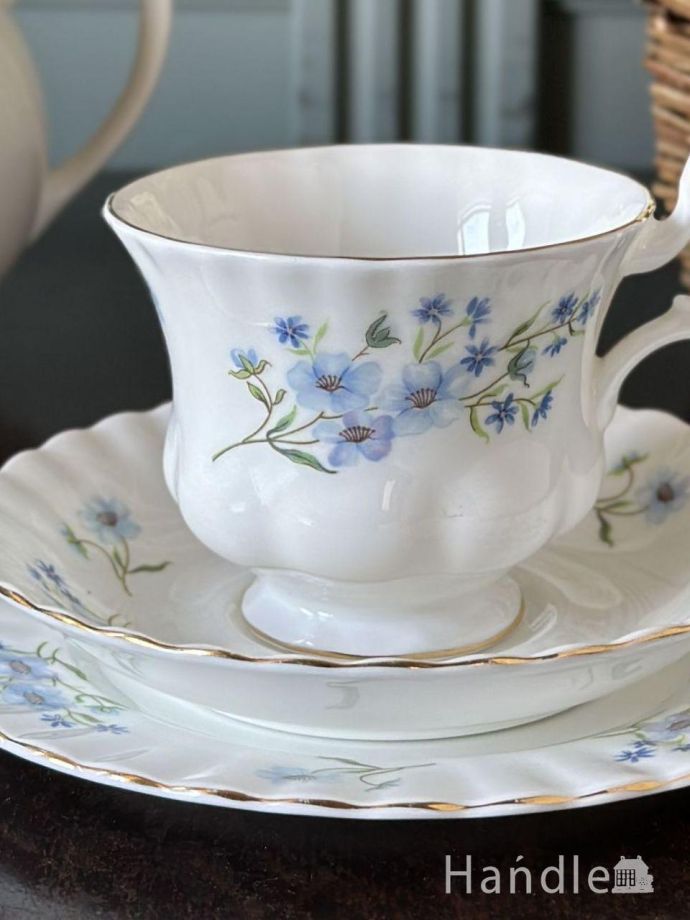 アンティークのカップ&ソーサー(トリオ)