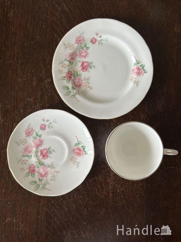 英国アンティークのおしゃれな食器