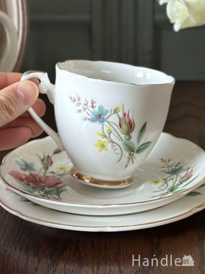 イギリスのカップ&ソーサー(トリオ)