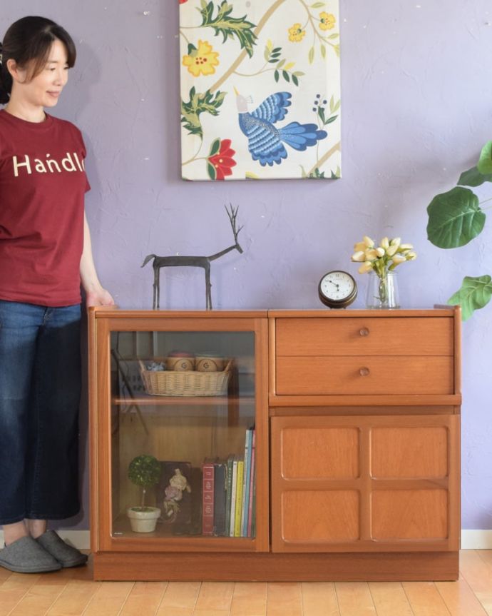 北欧スタイルのビンテージキャビネット