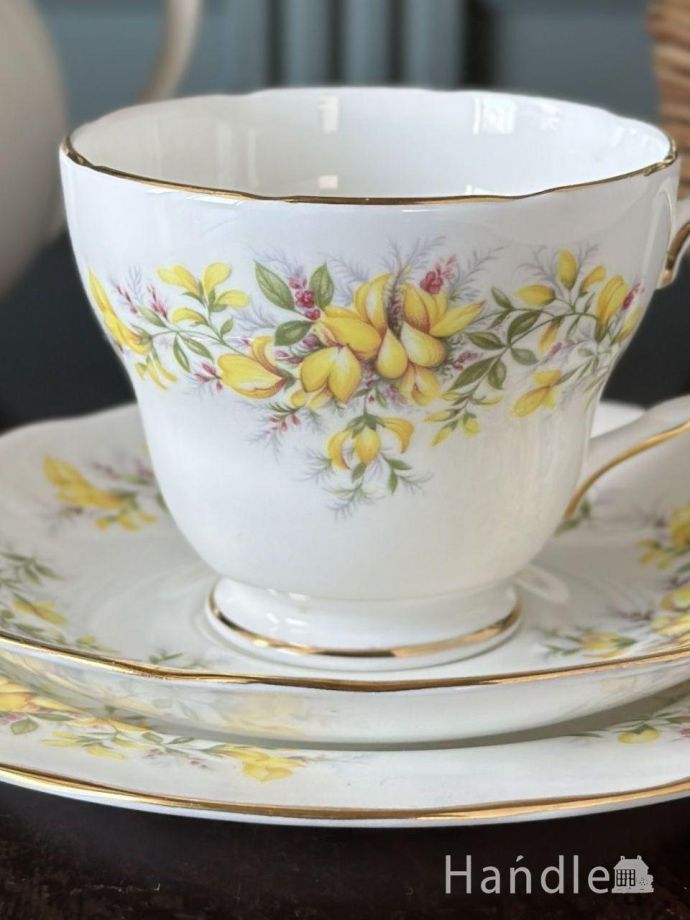 アンティークのカップ&ソーサー(トリオ)