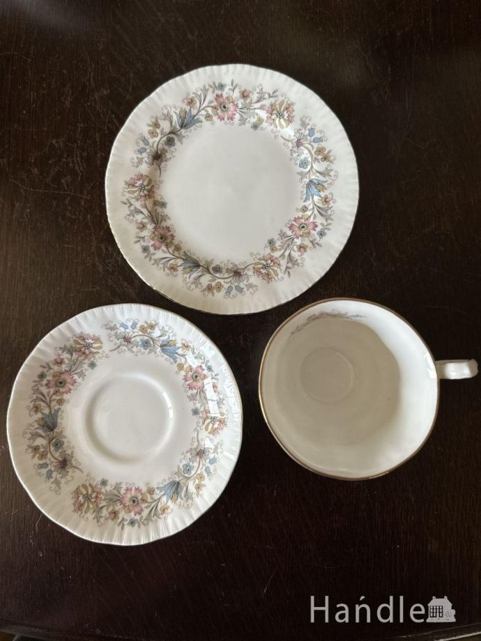 英国アンティークのおしゃれな食器