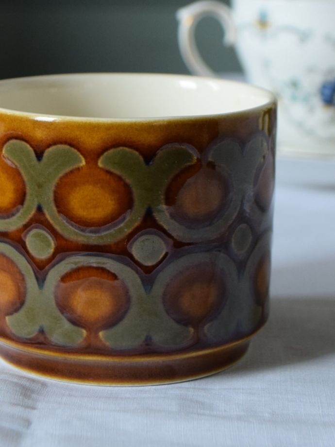 ホーンジーの陶器BRONTE（ブロンテ）