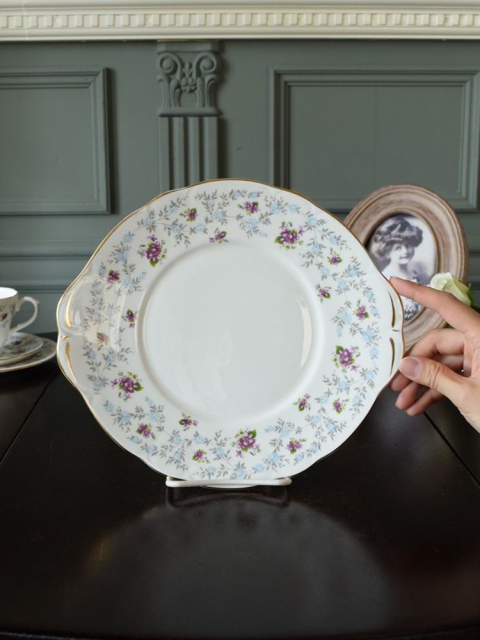 ダッチェスのアンティーク食器